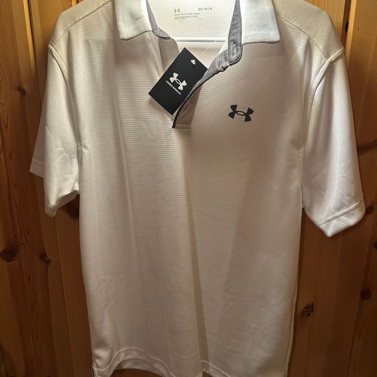 Under Armour Men;s Tech Polo - White/Graphite Size Medium (NWT)